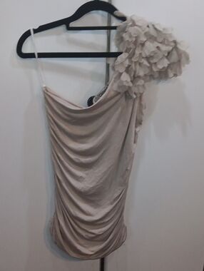 Women’s One-Shoulder Ruffle Camisole in Light Beige